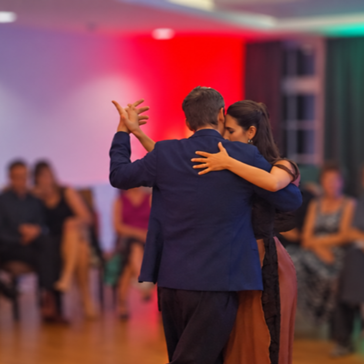 Bild zu Gustavo Colmenarejo & Eva Tsigkanou